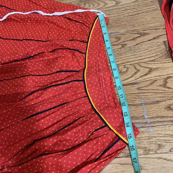 Red Cotton Patchwork Lehenga Set Of 2 - Ideal For Garba Season - DUSSEHRA - Picture 3 of 6